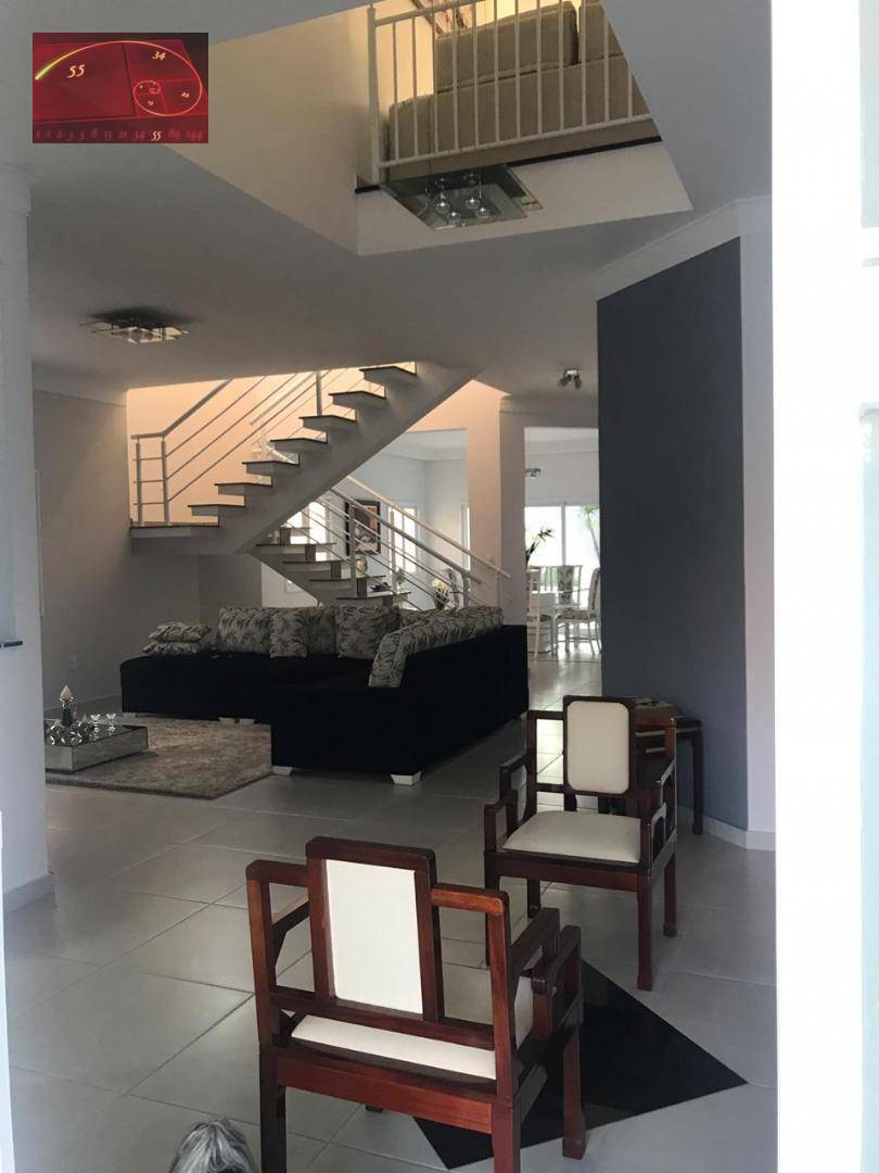 Casa à venda com 4 quartos, 342m² - Foto 5