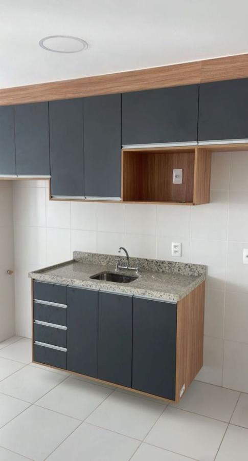 Apartamento para alugar com 3 quartos, 97m² - Foto 4