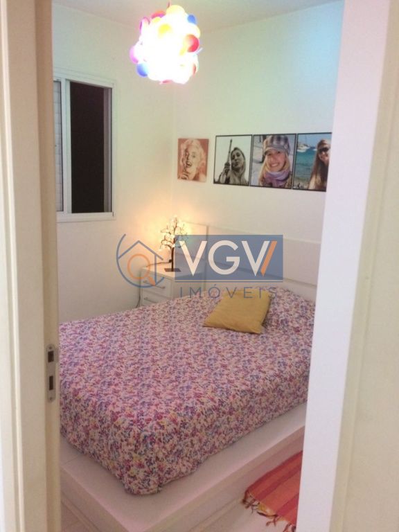 Apartamento à venda com 2 quartos, 48m² - Foto 11