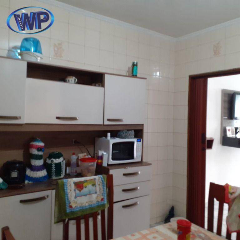 Casa à venda com 2 quartos, 290m² - Foto 4