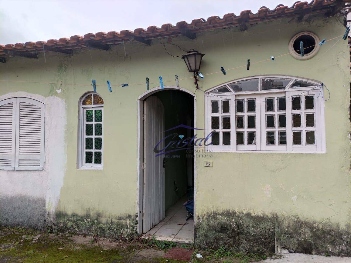 Casa à venda com 2 quartos, 100m² - Foto 2