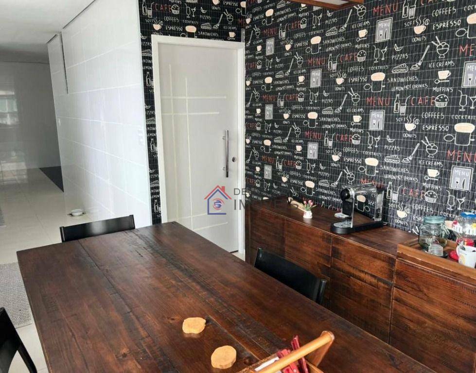 Apartamento à venda com 3 quartos, 150m² - Foto 12