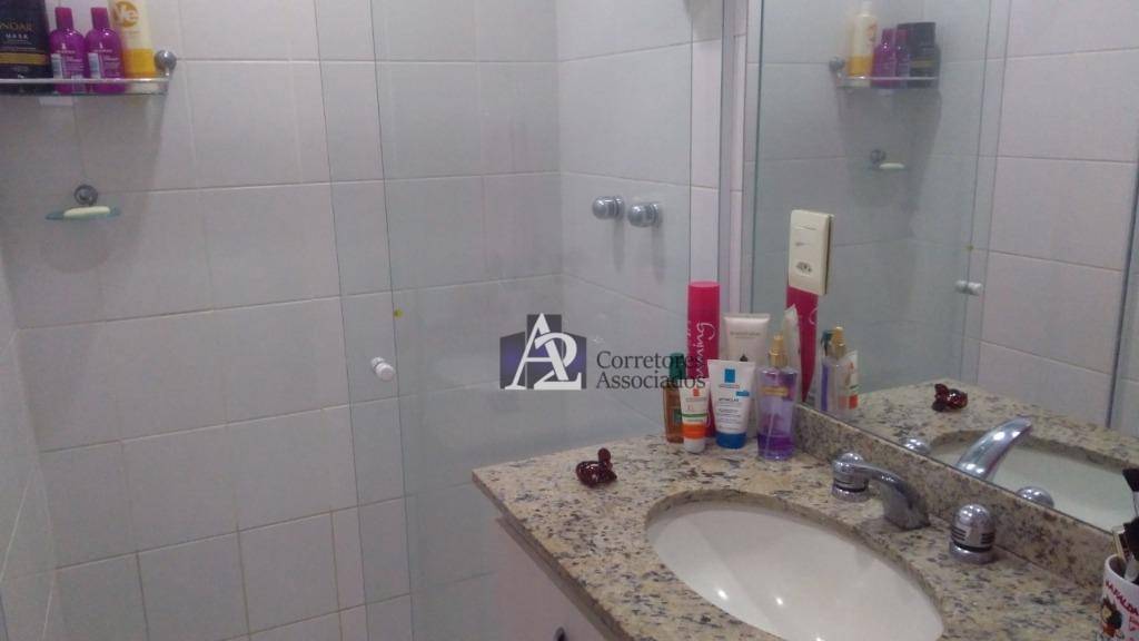 Apartamento à venda com 2 quartos, 79m² - Foto 15