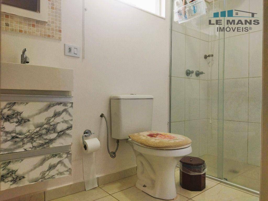 Casa à venda com 3 quartos, 100m² - Foto 25