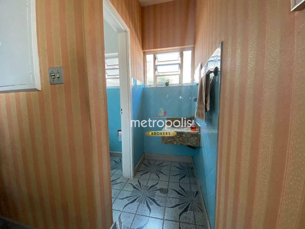 Casa à venda e aluguel com 3 quartos, 350m² - Foto 21