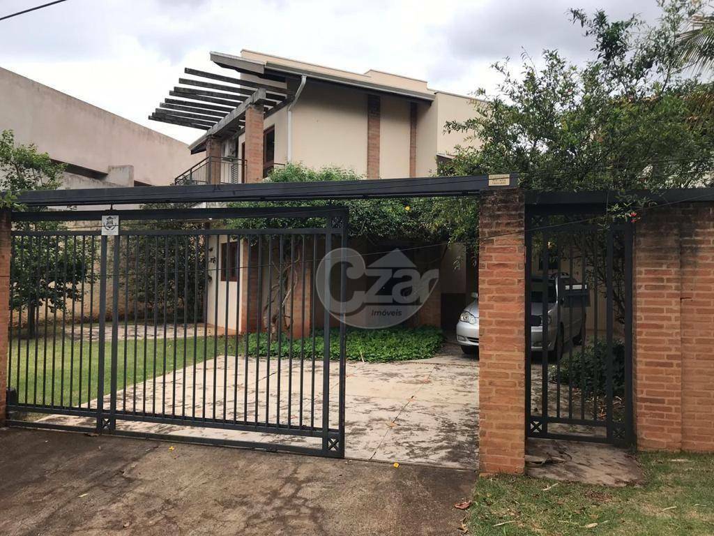 Casa à venda com 4 quartos, 217m² - Foto 2