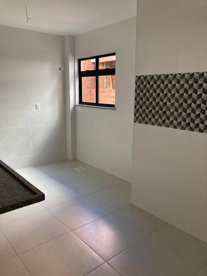 Apartamento à venda com 2 quartos, 70m² - Foto 3