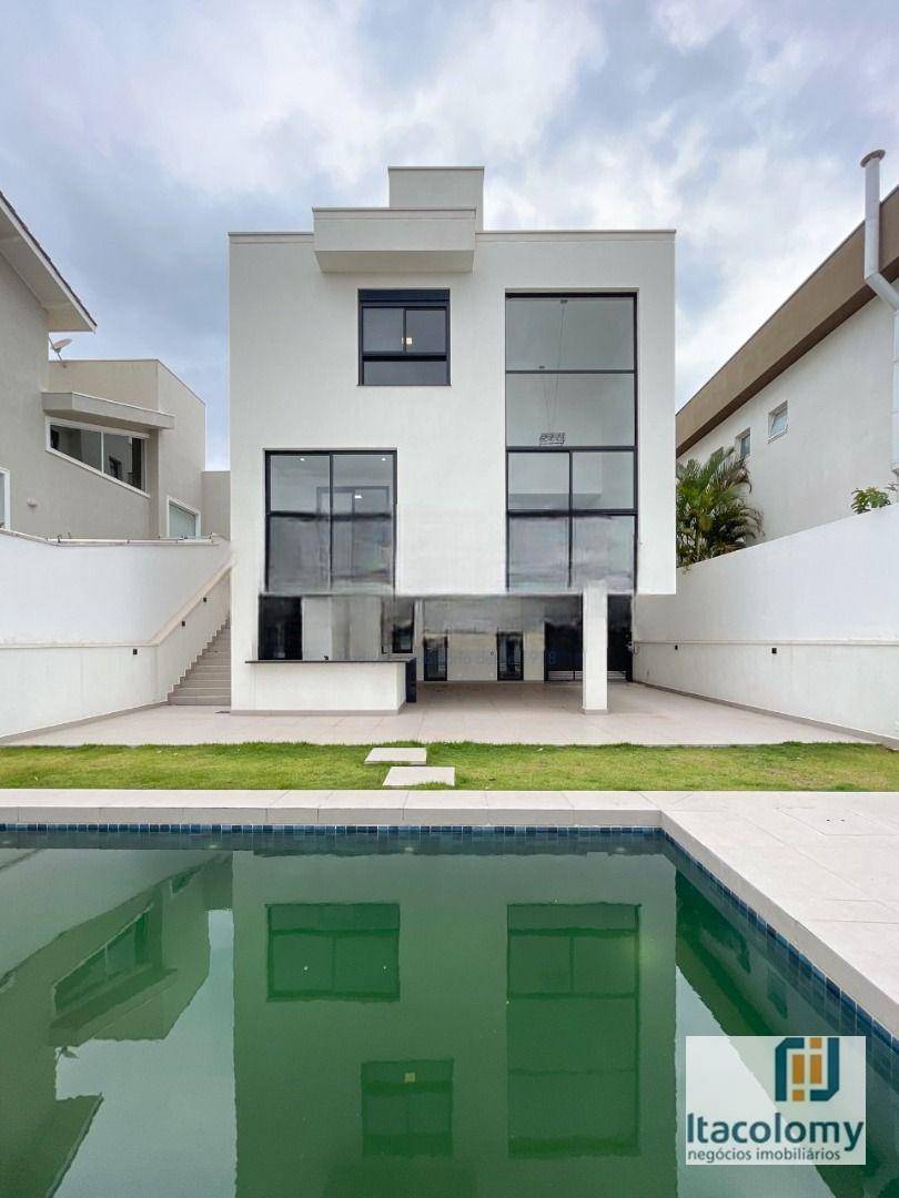 Casa de Condomínio à venda com 4 quartos, 350m² - Foto 1