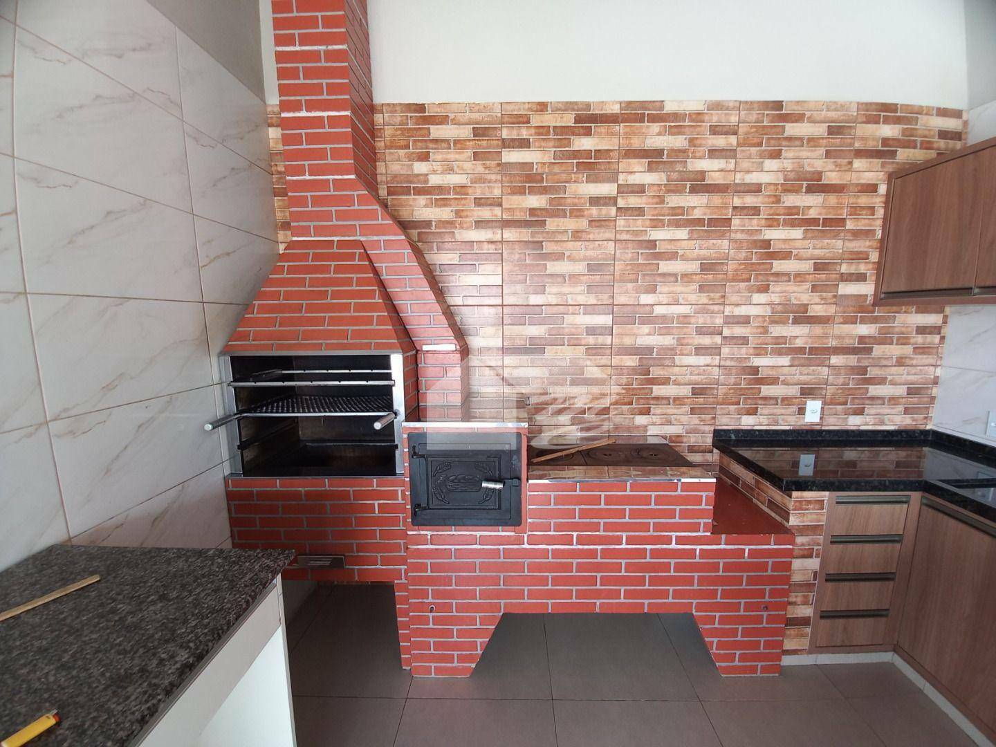 Casa à venda e aluguel com 2 quartos, 222m² - Foto 18