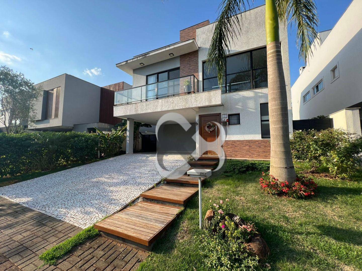 Casa de Condomínio à venda com 3 quartos, 194m² - Foto 2