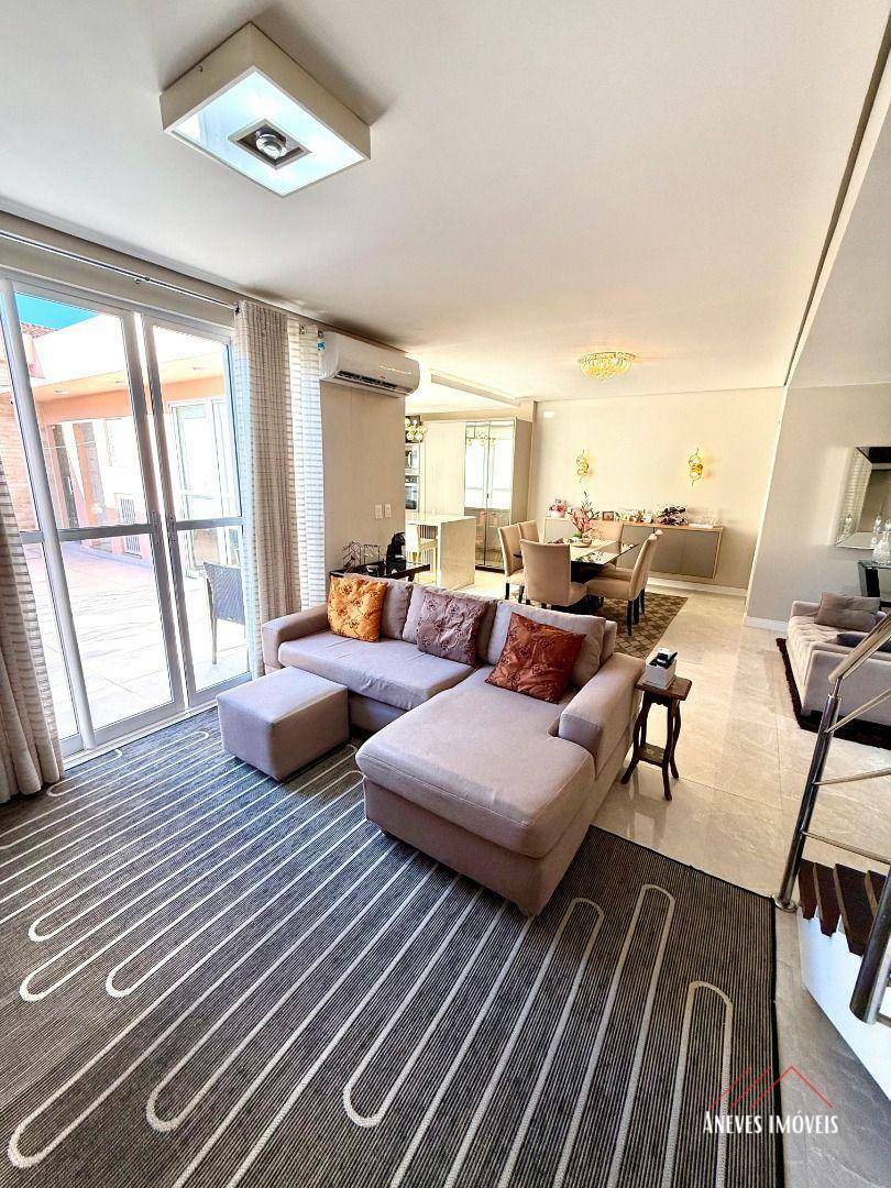 Casa de Condomínio à venda com 4 quartos, 180m² - Foto 24