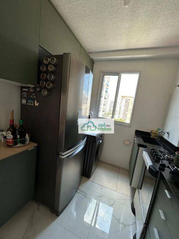 Apartamento à venda com 2 quartos, 37m² - Foto 15