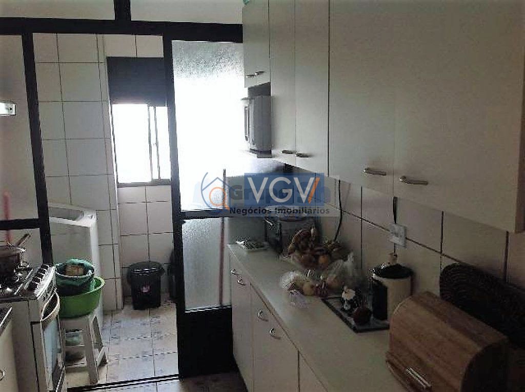 Apartamento à venda com 3 quartos, 79m² - Foto 5