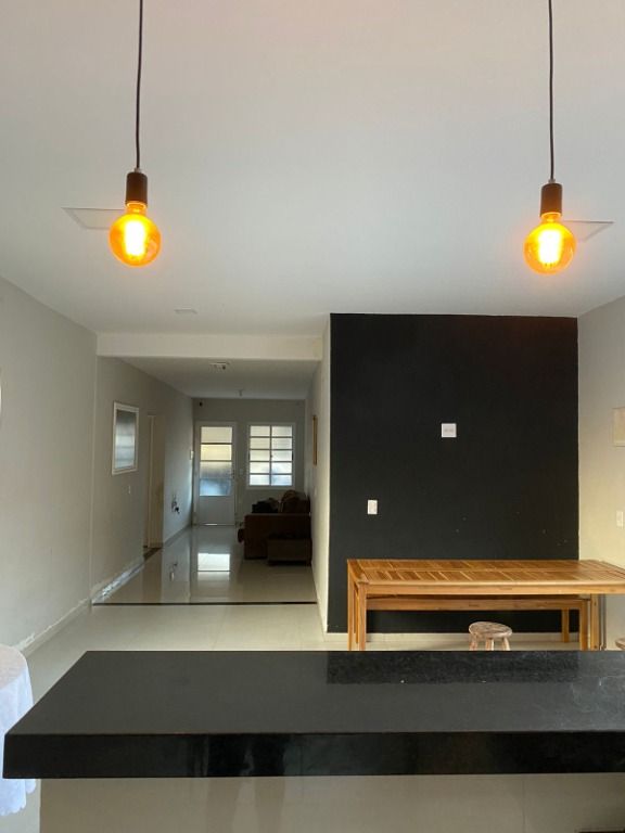 Casa à venda com 2 quartos, 150m² - Foto 5