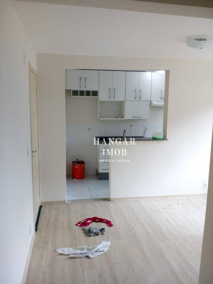 Apartamento à venda com 2 quartos, 45m² - Foto 17