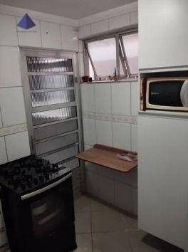 Apartamento à venda com 2 quartos, 65m² - Foto 9