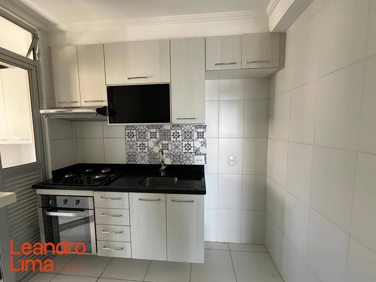 Apartamento à venda com 3 quartos, 76m² - Foto 9