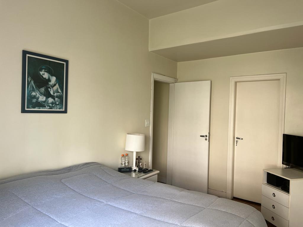 Apartamento à venda com 4 quartos, 220m² - Foto 14