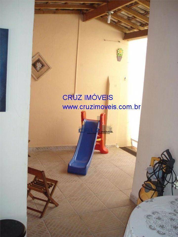 Casa à venda com 4 quartos, 220m² - Foto 19