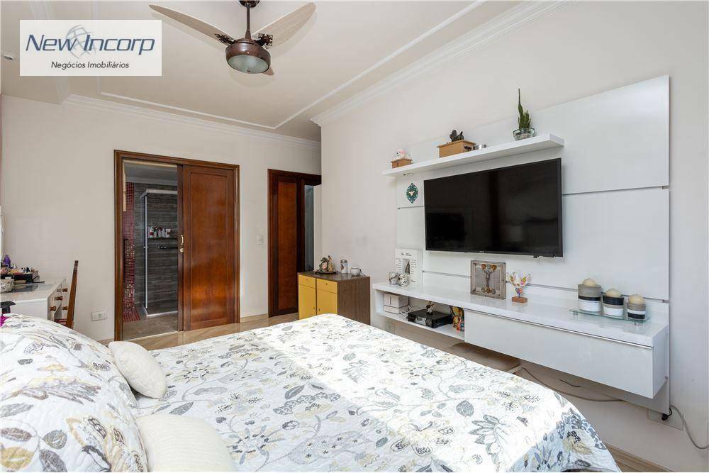 Apartamento à venda com 3 quartos, 208m² - Foto 24