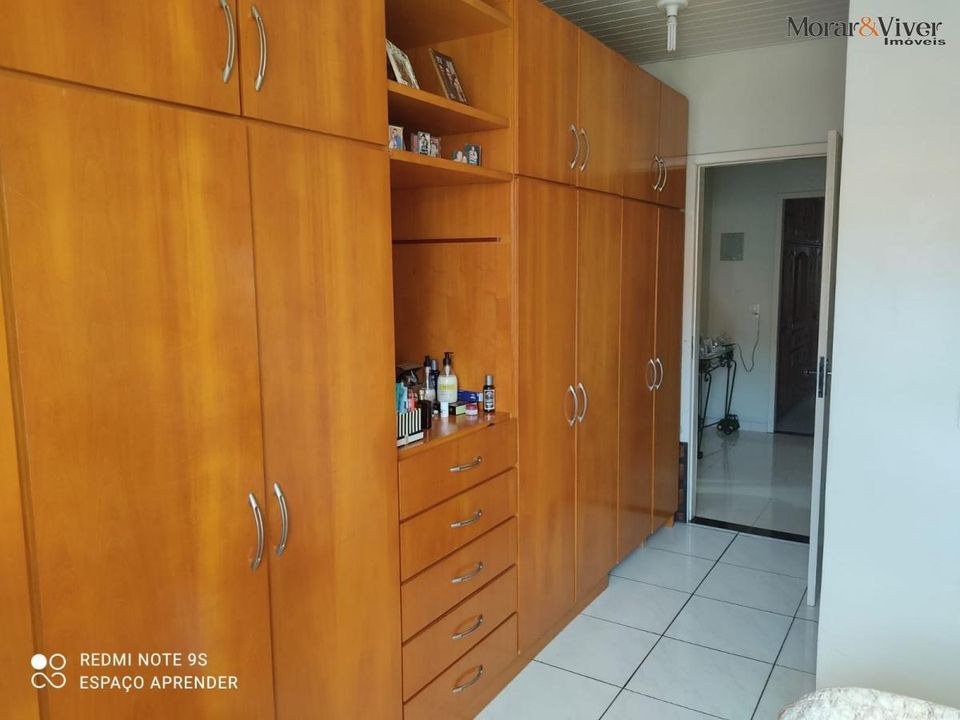 Casa à venda com 3 quartos, 240m² - Foto 26