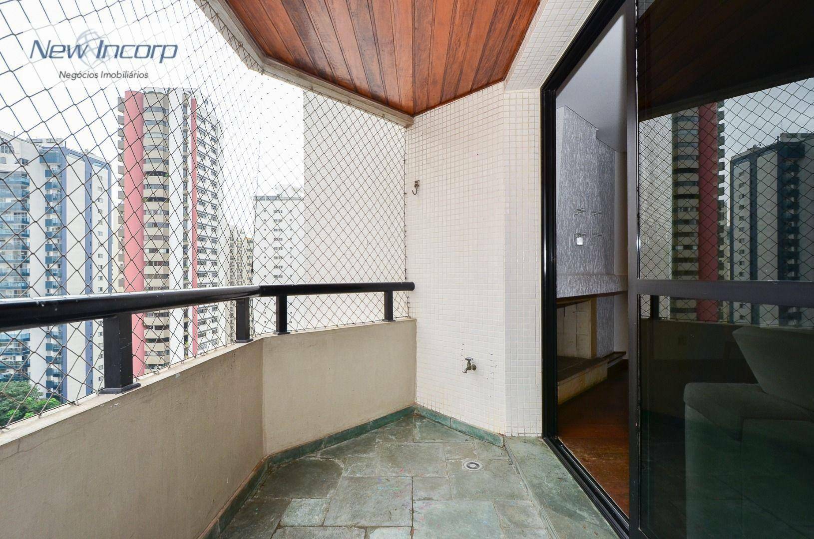 Apartamento à venda com 3 quartos, 130m² - Foto 7