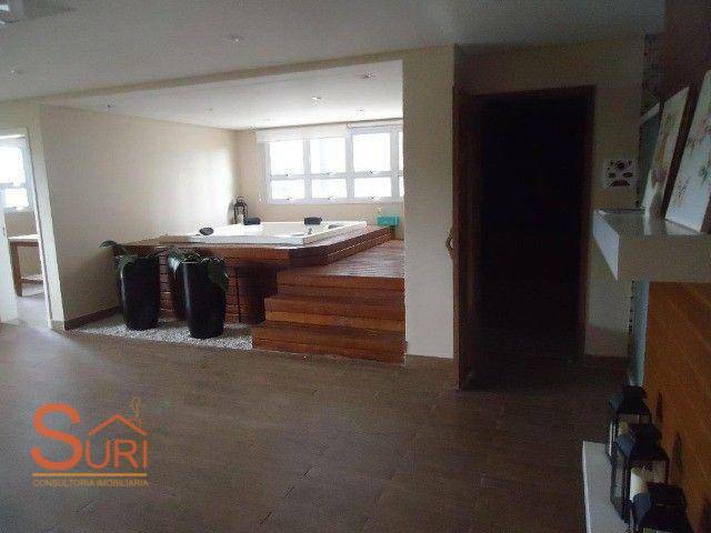 Apartamento à venda com 3 quartos, 84m² - Foto 2