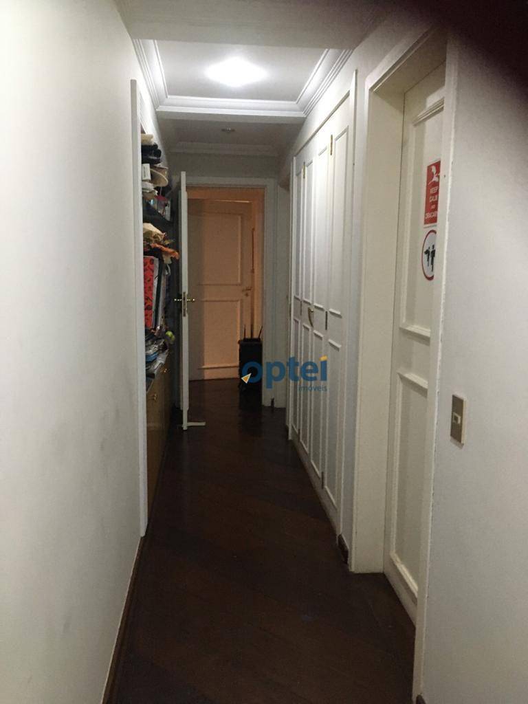 Apartamento à venda com 4 quartos, 240m² - Foto 11