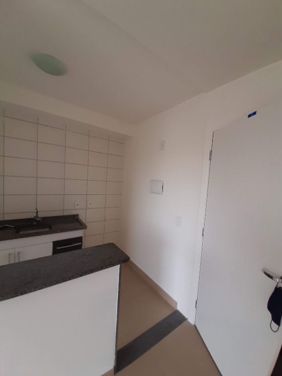 Apartamento à venda com 2 quartos, 49m² - Foto 11