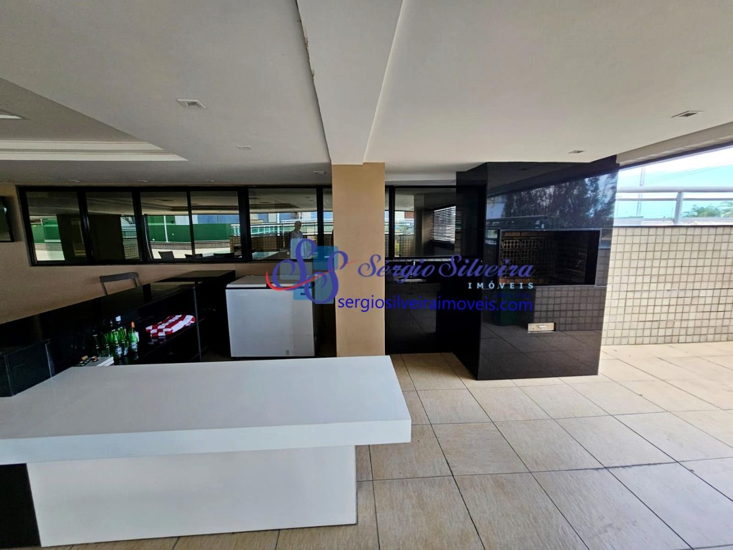 Apartamento à venda com 3 quartos, 250m² - Foto 3