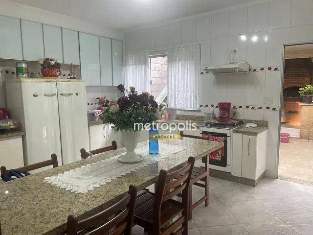 Sobrado à venda com 3 quartos, 180m² - Foto 4