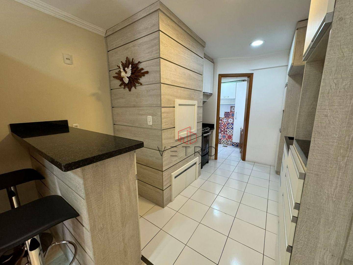 Apartamento à venda com 2 quartos, 100m² - Foto 4