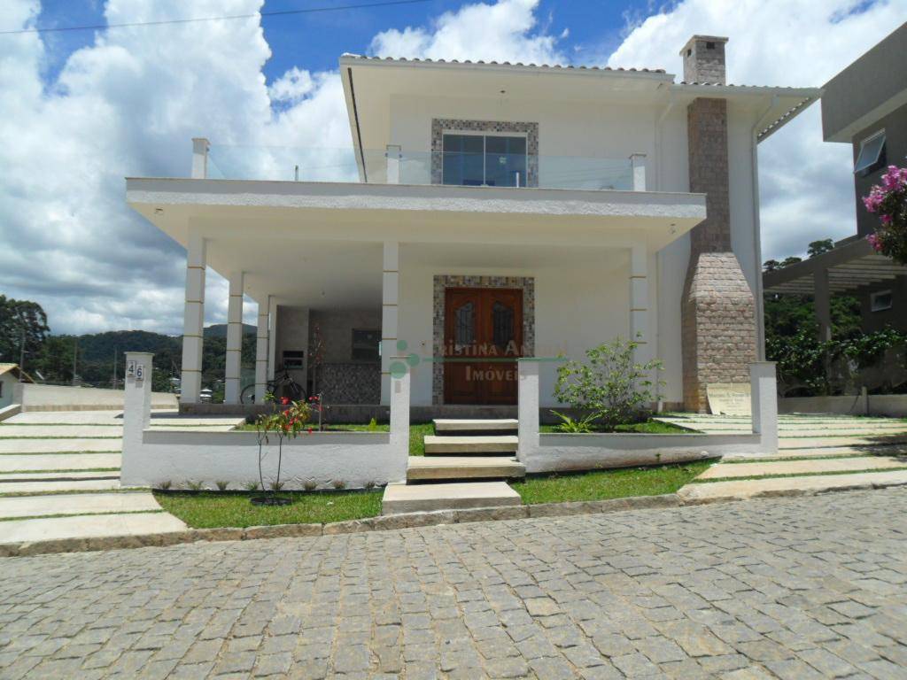 Casa de Condomínio à venda com 6 quartos, 252m² - Foto 1