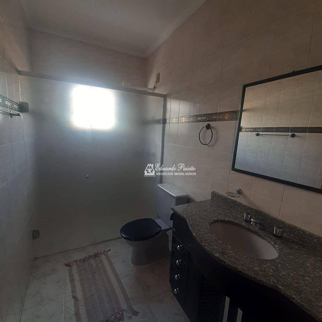 Apartamento para alugar com 2 quartos, 100m² - Foto 21