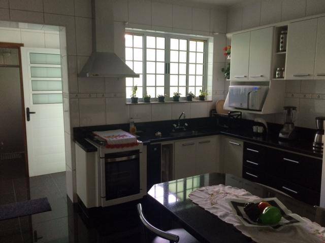 Sobrado à venda com 2 quartos, 150m² - Foto 11