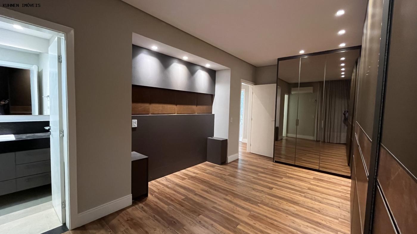 Apartamento à venda com 3 quartos, 142m² - Foto 6