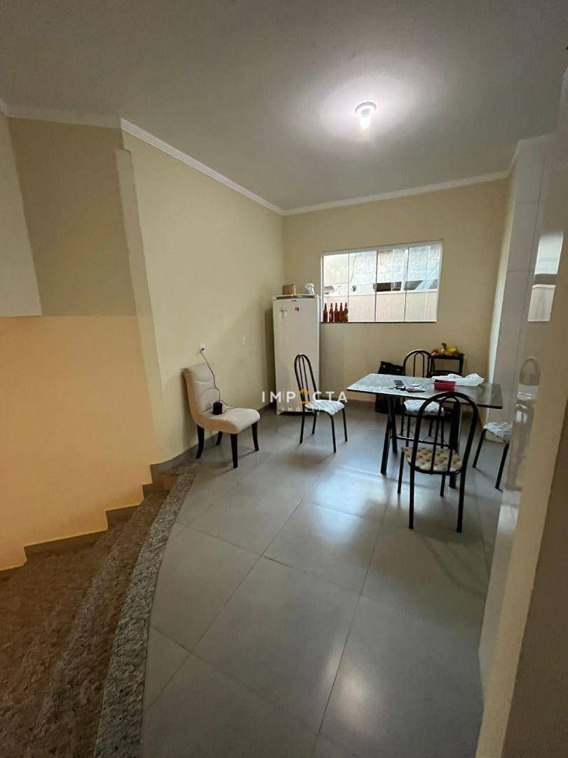 Casa à venda com 3 quartos, 170m² - Foto 13