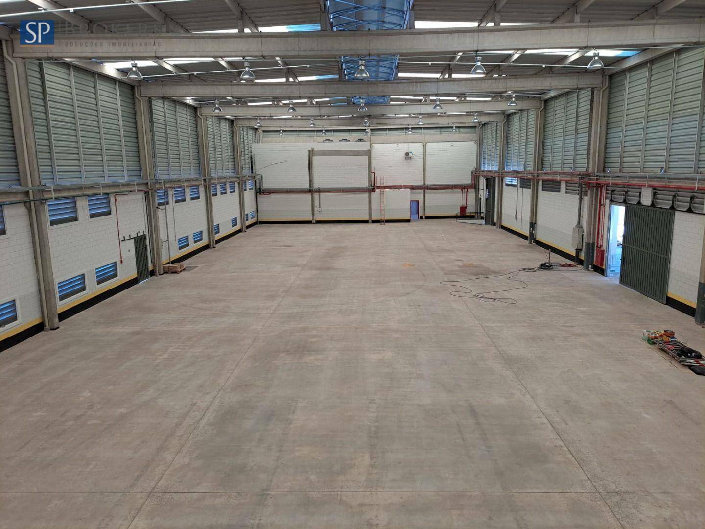 Depósito-Galpão-Armazém para alugar, 2600m² - Foto 8