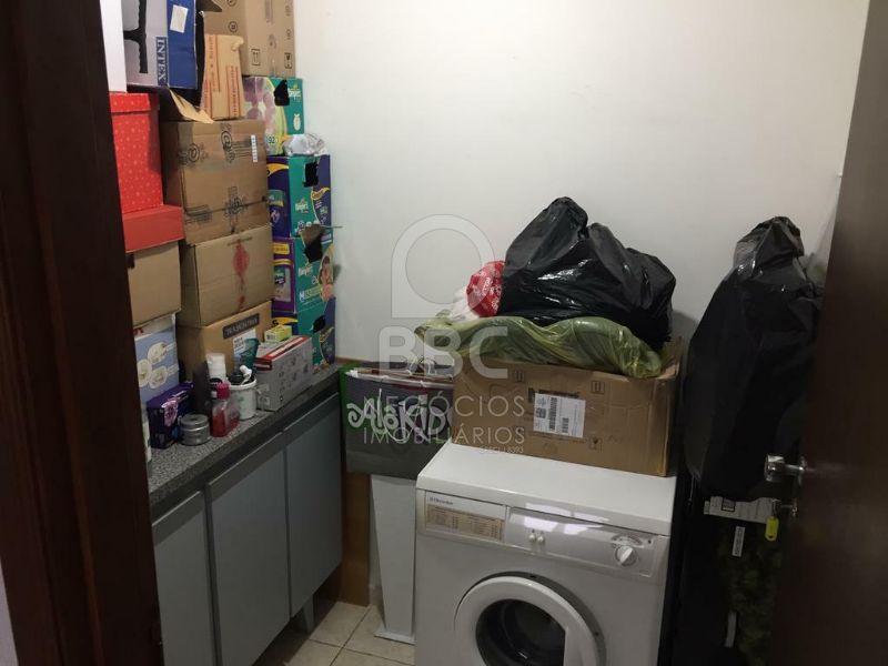 Apartamento à venda com 3 quartos, 140m² - Foto 8