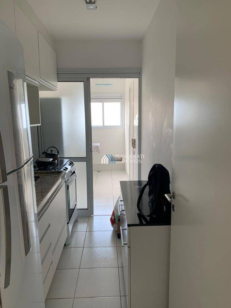 Apartamento para alugar com 2 quartos, 80m² - Foto 8