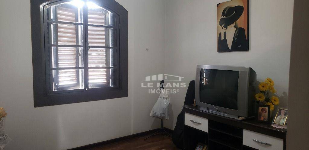 Casa à venda com 3 quartos, 186m² - Foto 10