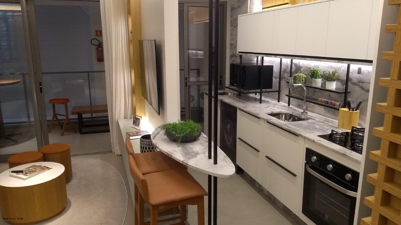 Apartamento à venda com 2 quartos, 76m² - Foto 14