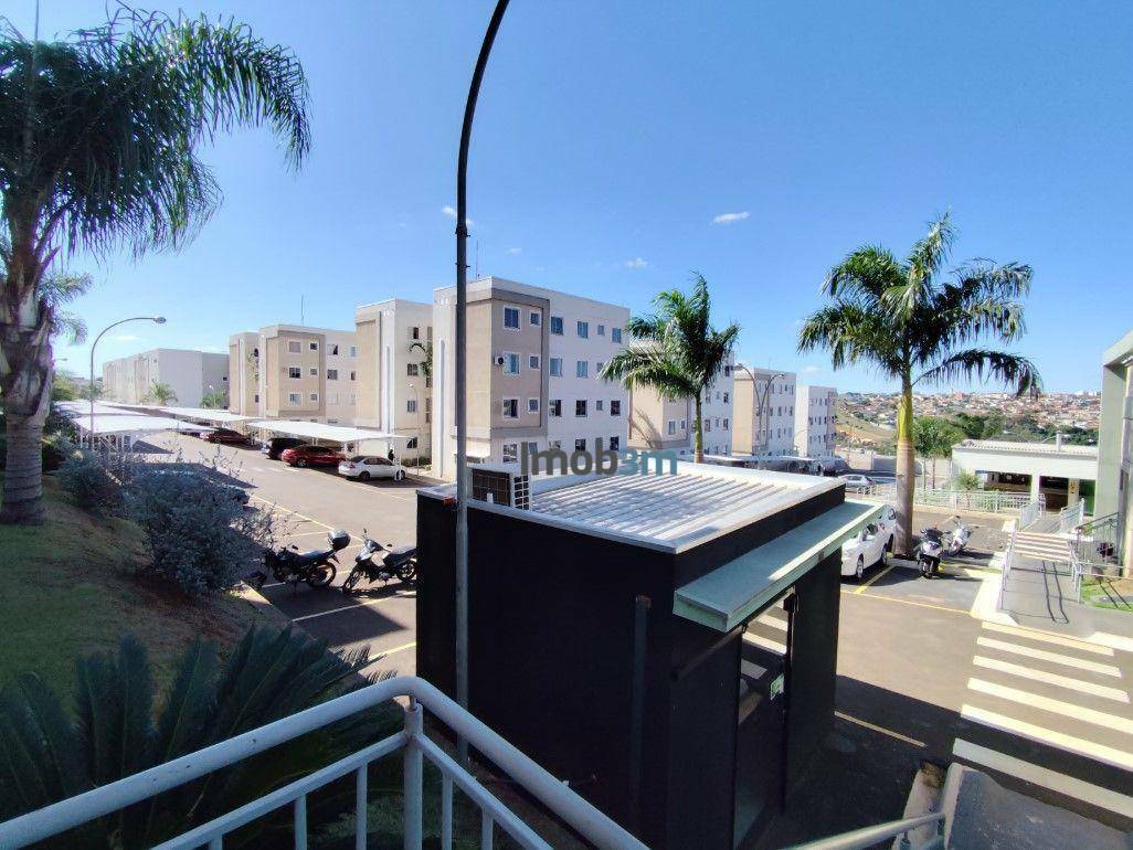 Apartamento à venda com 2 quartos, 41m² - Foto 17