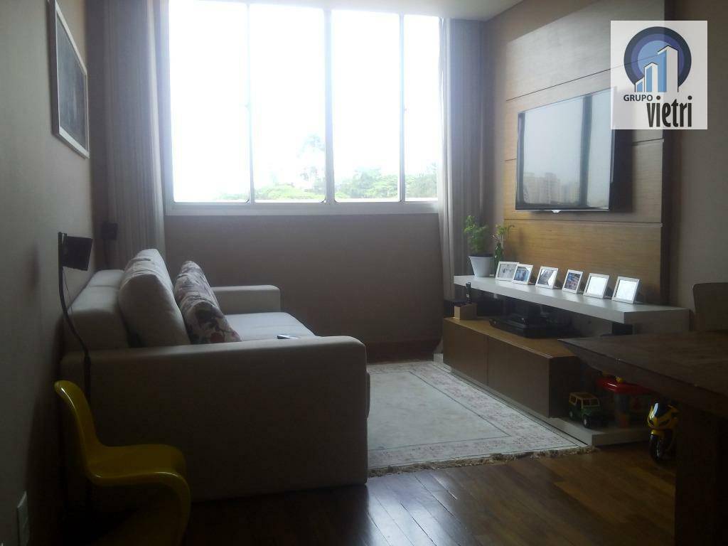 Apartamento à venda com 3 quartos, 76m² - Foto 2