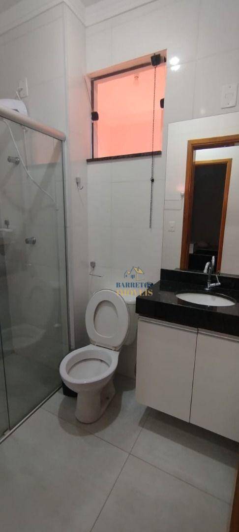 Apartamento para alugar com 2 quartos, 60m² - Foto 13