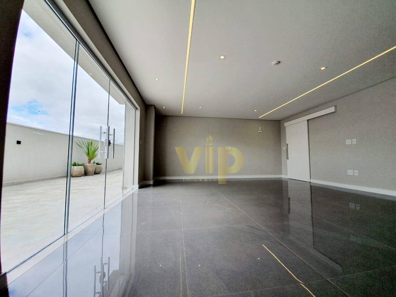 Apartamento à venda com 3 quartos, 120m² - Foto 18