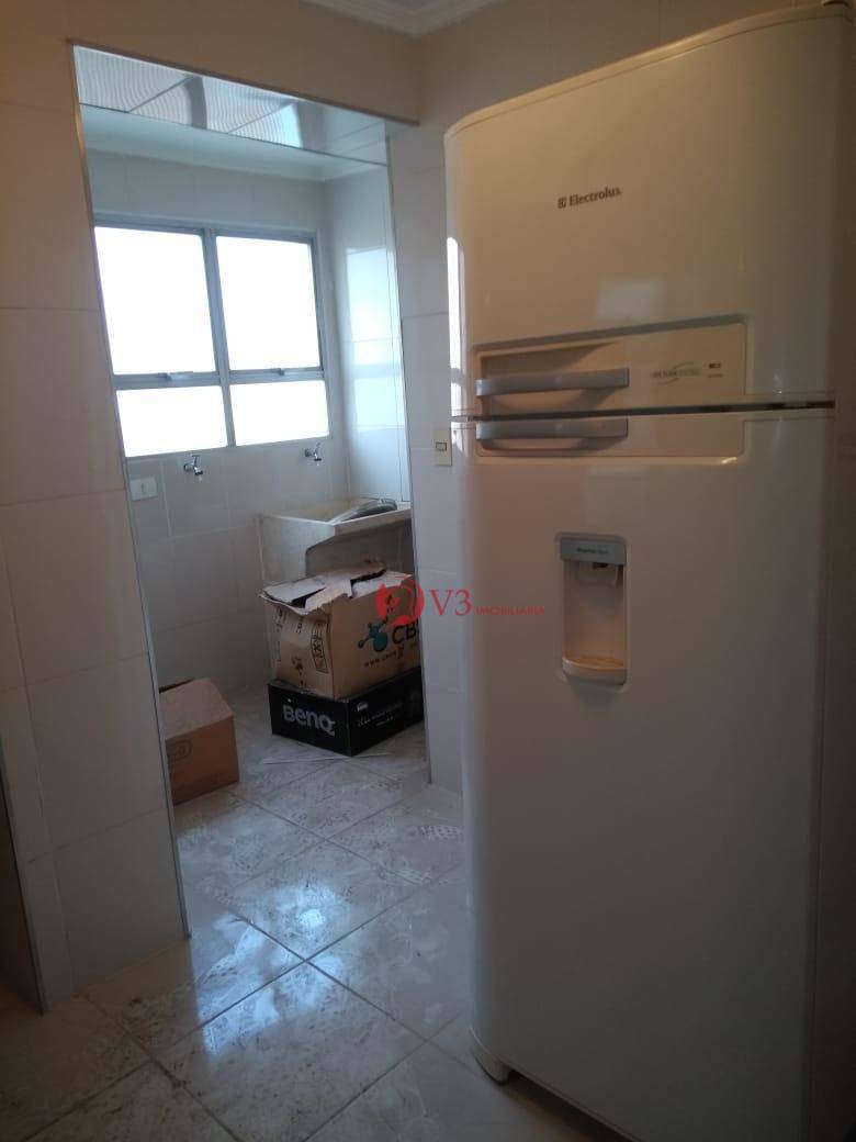 Apartamento à venda com 3 quartos, 110m² - Foto 7