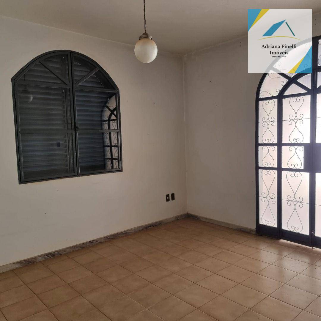 Casa à venda com 3 quartos, 300m² - Foto 11