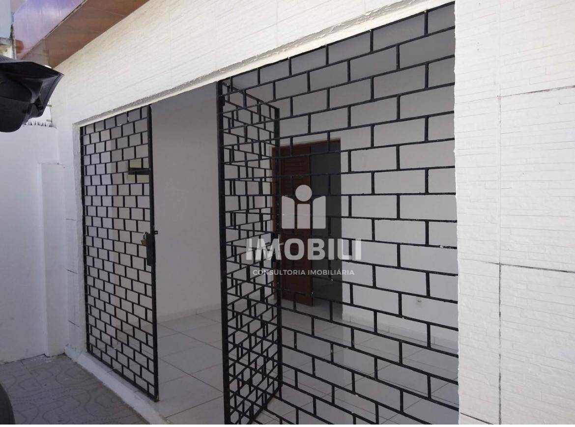Casa à venda com 2 quartos, 190M2 - Foto 4