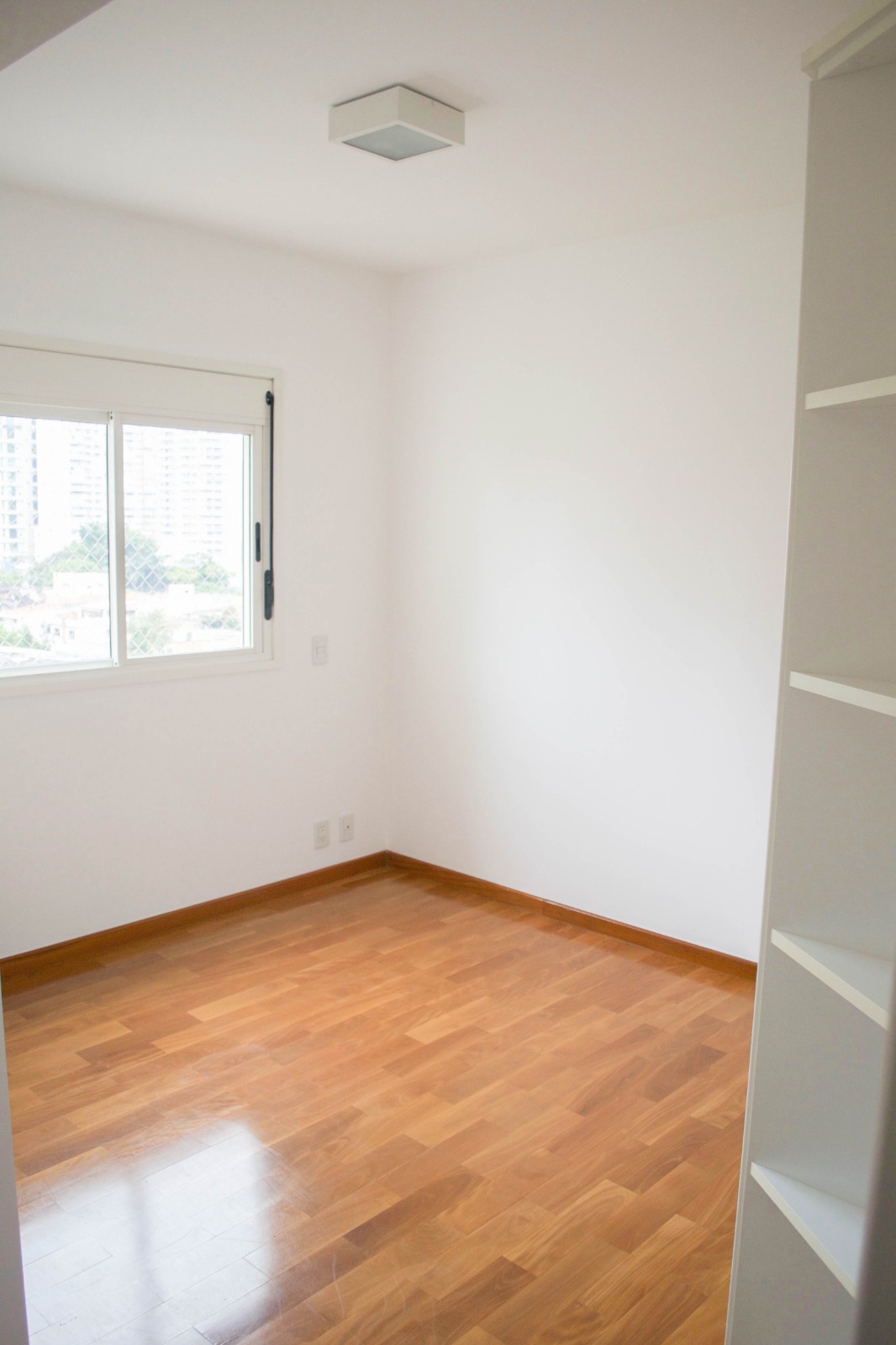 Apartamento à venda com 3 quartos, 198m² - Foto 19